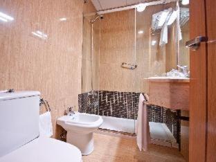 Lugo Hotel | Hotel Auditorio Santiago & Spa