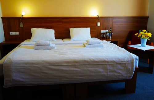 Zlin Hotel | Hotel Baltaci U Náhonu