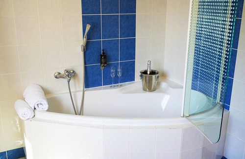 Zlin Hotel | Hotel Baltaci U Náhonu