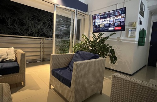 Cartago Apartment | Hotel boutique en el centro de la ciudad cuenta con frisby y almacenes