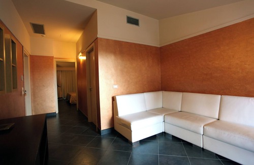 Qualiano Hotel | HOTEL BRIGANTI
