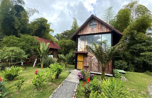 La Estrella House | Hotel Campestre Lagos de Venecia - Chalet, glamping, camping y overlanding