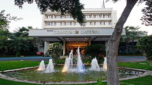 Salem Hotel | Hotel Cenneys Gateway