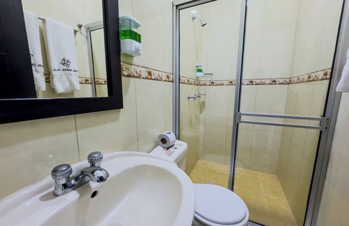 Itagui Hotel | Hotel Central Plaza Medellin