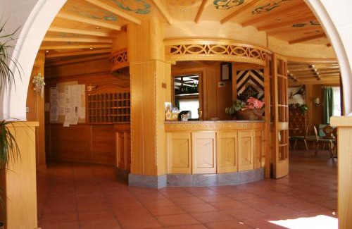 San Giovanni di Fassa Hotel | Hotel Cima Dodici