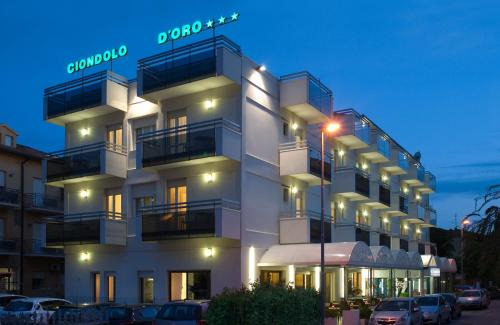 Torre Pedrera Hotel | Hotel Ciondolo D'Oro 5 minuti da Rimini Fiera CON PARCHEGGIO INCLUSO