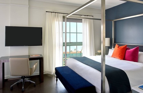 Coral Gables Section Hotel | Hotel Colonnade Coral Gables, Autograph Collection
