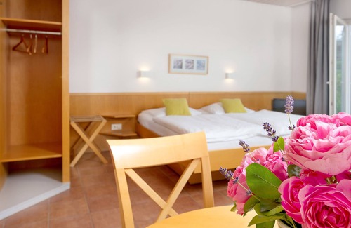 Sagard Hotel | Hotel Der Wilde Schwan