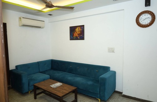 Ahmedabad Hotel | Hotel Dev Palace Ahmedabad