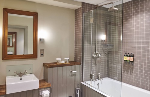 Newcastle-upon-Tyne Hotel | Hotel du Vin & Bistro Newcastle