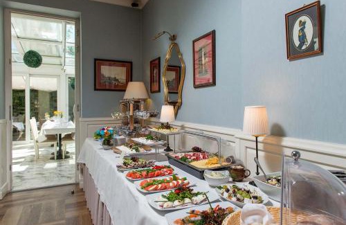 Pradnik Bialy Hotel | Hotel Dwór Kościuszko