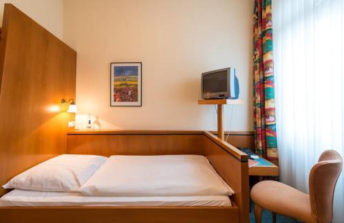 Ransbach-Baumbach Hotel | Hotel Eisbach