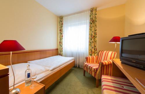 Ransbach-Baumbach Hotel | Hotel Eisbach