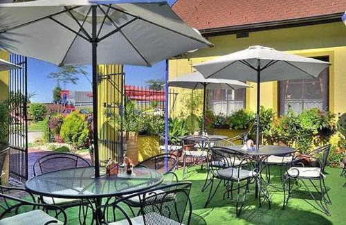 Tabor Hotel | Hotel Elzet