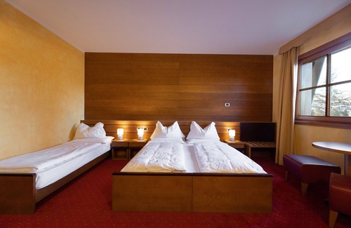 Sutrio Hotel | Hotel Enzo Moro