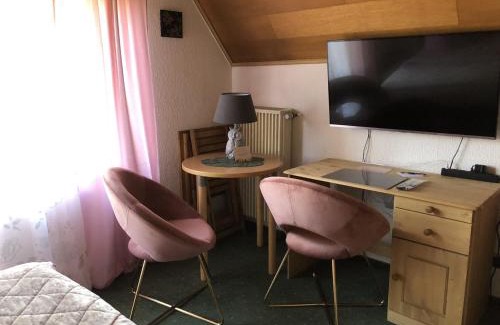 Gransdorf Bed & Breakfast | Hotel Eulenhof