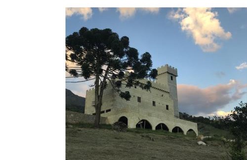 Lavrinhas Hotel | Hotel Fazenda Castelo Santa Clara