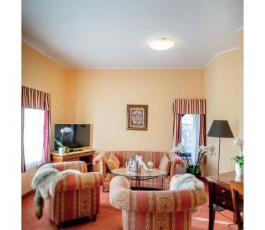 Jelenia Gora Hotel | Hotel Fenix