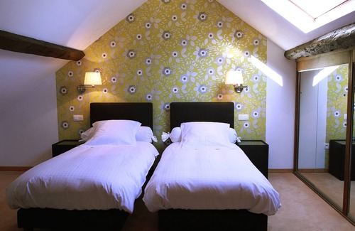 Huy Hotel | Hotel - Ferme du Chateau D'ahin