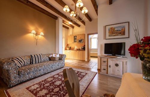 Schenna Hotel | Hotel Finkennest - Panoramic Garden Resort