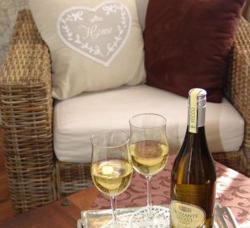 Uttum Hotel | Hotel Garni Landhaus Uttum