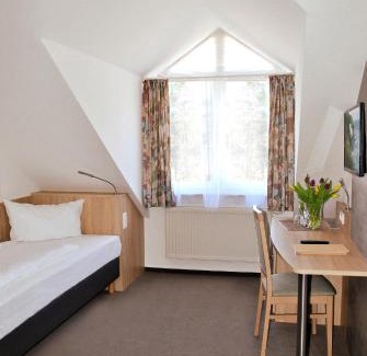 Glowe Hotel | Hotel Garni Meeresblick