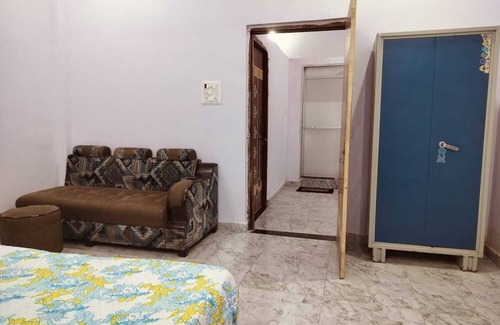 Mughal Sarai Hotel | Hotel Gayatri Palace