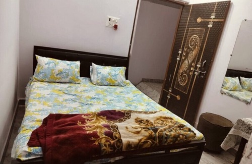 Mughal Sarai Hotel | Hotel Gayatri Palace