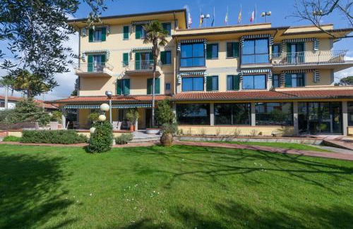 Marina di Pietrasanta Hotel | Hotel Gemma Del Mare