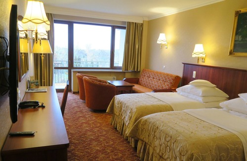 Mikolajki Hotel | Hotel Gołębiewski w Mikołajkach