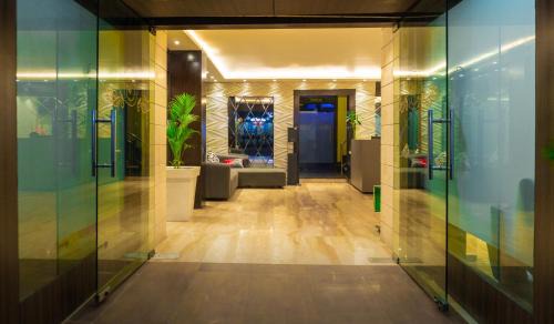Indore Hotel | Hotel Golden Treat
