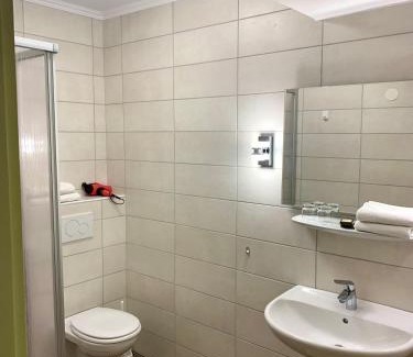 Vipiteno Historic Center Hotel | Hotel Goldenes Kreuz - since 1605