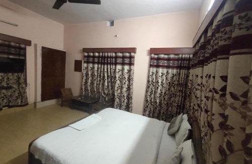 Ranchi House | Hotel Gosaintola Home
