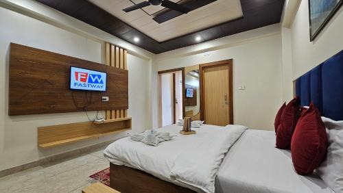 Dharamshala House | Hotel Green View McLeod Ganj