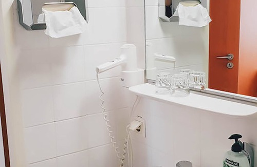 Hellersdorf Hotel | Hotel Helle Mitte Berlin