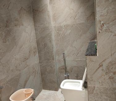 Rau Hotel | HoTEL HILL PARK INDORE AIRPORT