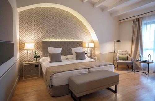 Caceres Hotel | Hotel Hospes Palacio de Arenales & Spa