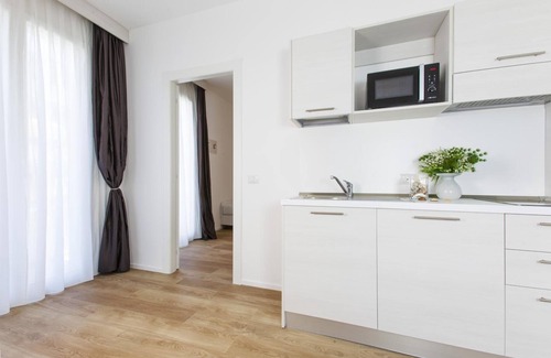 Rivabella Hotel | Hotel Houston Suites