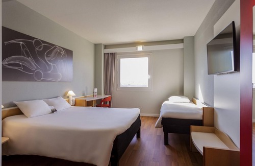 Elche Hotel | Hotel ibis Elche