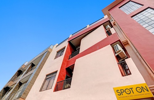 Allahabad House | Hotel Kamdhenu