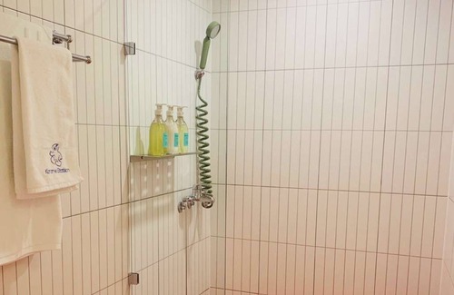 Donghae Hotel | HOTEL KARAMEL