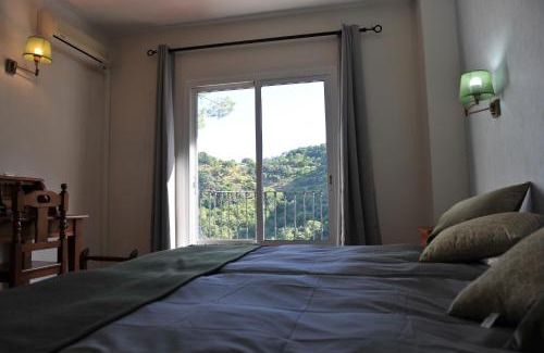 Algatocin Hotel | Hotel La Fuentecilla