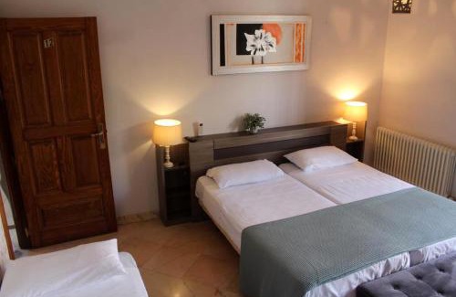 La Zubia Bed & Breakfast | Hotel La Zubia , Granada