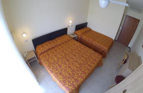 Pinarella Hotel | Hotel Lanzoni