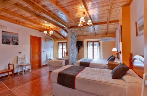 Zafra Old Town Hotel | Hotel Las Palmeras by Vivere Stays