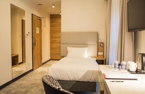 Limanowa Hotel | Hotel Limanova