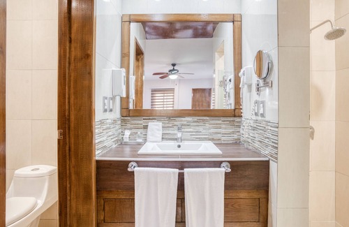 Tlaquepaque Hotel | Hotel Maioris Guadalajara