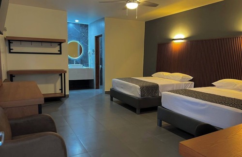 Tlaquepaque Hotel | Hotel Maioris Guadalajara