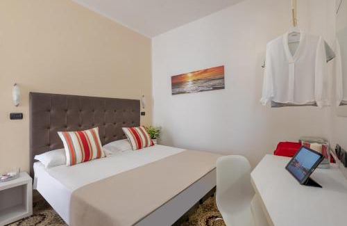 San Giuliano a Mare Hotel | Hotel Maria Serena
