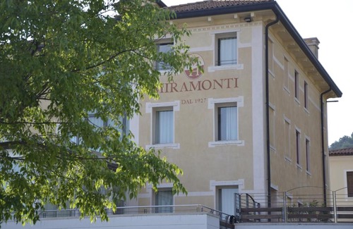 Pove del Grappa Hotel | HOTEL MIRAMONTI ENOTECA